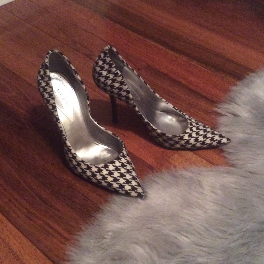 Guess by Marciano Checkered Pumps
